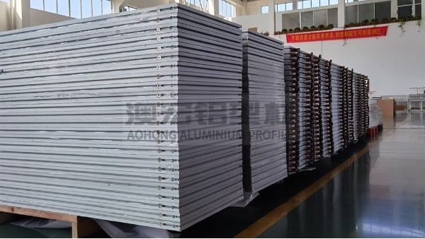 鋁型材承重能力如何判斷？從規(guī)格、負(fù)載到計(jì)算的全指南