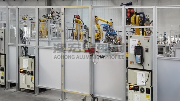 安全通透又靈活！詳解工業鋁型材圍欄的五大應用場景