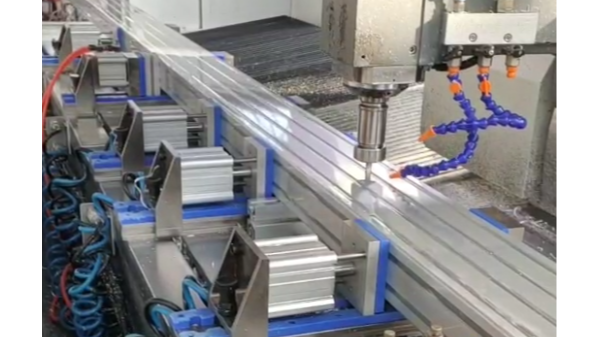 鋁型材深加工需要哪些核心設(shè)備？一文看懂加工流程